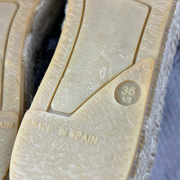 KURT GEIGER LONDON MORELLA Leather Snake Print Slip On Espadrilles - Picture 12 of 17